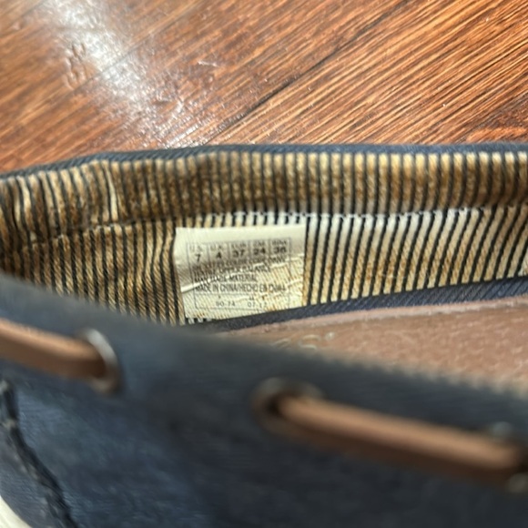 Bobs by Sketchers Size 7 - Picture 5 of 5